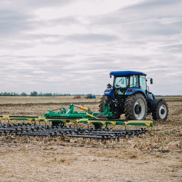 675244.8K | Instagram | Agriculture/Tractors